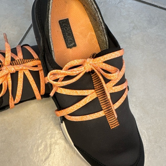 OluKai Black Miki Li women’s shoes size 8 - Picture 3 of 7